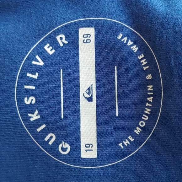 NWT Quicksilver Men's Blue Short Sleeve Graphic T-Shirt Medium - Picture 6 of 11